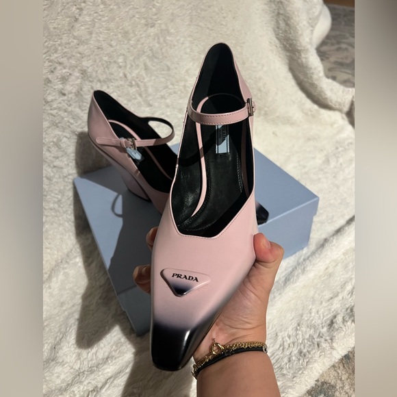 NIB Prada Logo Toe Mary Jane Pump - Picture 11 of 16
